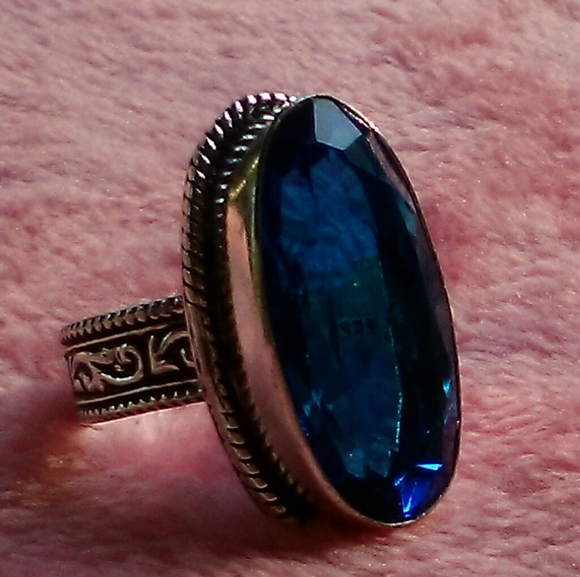 Oval Size 8 Blue Sapphire Quartz Statement Ring - Picture 4 of 8